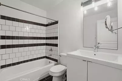 7916 S Central, Los Angeles, CA 90001 - Photo 30