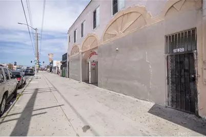 7916 S Central, Los Angeles, CA 90001 - Photo 6