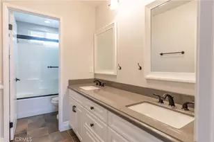 8352 Clover Creek Rd, Riverside, CA 92508 - Photo 20