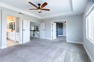 8352 Clover Creek Rd, Riverside, CA 92508 - Photo 14