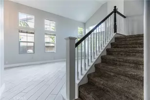 8352 Clover Creek Rd, Riverside, CA 92508 - Photo 6