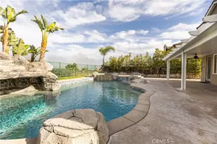 8352 Clover Creek Rd, Riverside, CA 92508 - Photo 32