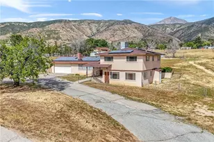10207 Juniper Ave, Yucaipa, CA 92399 - Photo 2