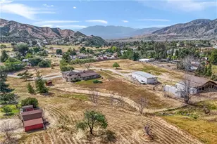 10207 Juniper Ave, Yucaipa, CA 92399 - Photo 2