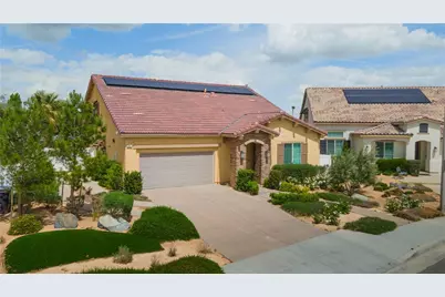 2041 Cork Oak Street, Palmdale, CA 93551 - Photo 2