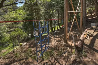 905 Jungfrau, Crestline, CA 92325 - Photo 32