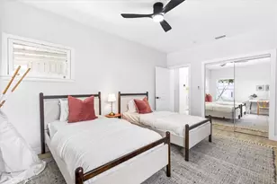 1636 N Sierra Bonita Ave, Los Angeles, CA 90046 - Photo 32