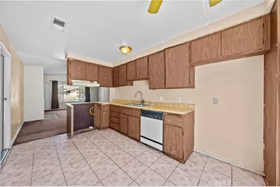666 Fashion Way, Banning, CA 92220 - Photo 10