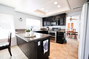 9057 Mandarin Ln, Riverside, CA 92508 - Photo 12