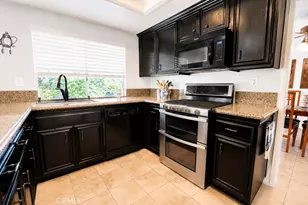 9057 Mandarin Ln, Riverside, CA 92508 - Photo 18