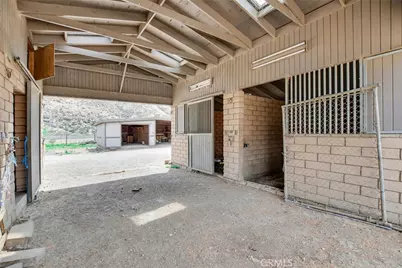 582 Wesley, Banning, CA 92220 - Photo 32