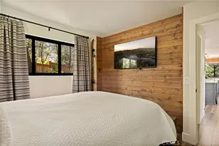 26489 Hillcrest Ln, Lake Arrowhead, CA 92352 - Photo 24
