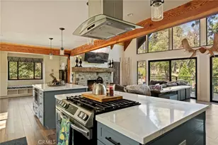 26489 Hillcrest Ln, Lake Arrowhead, CA 92352 - Photo 16