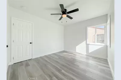 220 W 98th Street, Los Angeles, CA 90003 - Photo 20