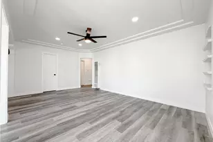 220 W 98th St, Los Angeles, CA 90003 - Photo 12