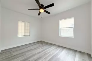 1643 E 115th St, Los Angeles, CA 90059 - Photo 18