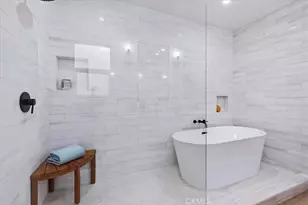 3825 Edgehill Dr, Los Angeles, CA 90008 - Photo 22