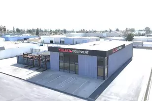 1135 W Columbus, Bakersfield, CA 93301 - Photo 1