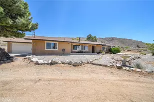 22411 Roundup, Apple Valley, CA 92308 - Photo 2
