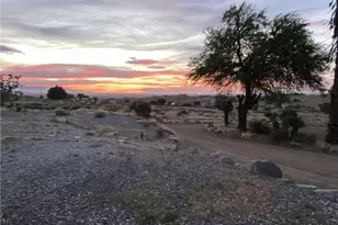 22411 Roundup, Apple Valley, CA 92308 - Photo 6