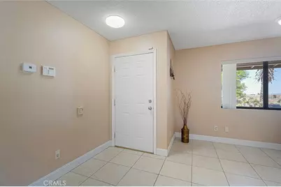 22411 Roundup, Apple Valley, CA 92308 - Photo 8