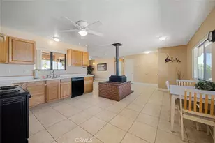 22411 Roundup, Apple Valley, CA 92308 - Photo 16