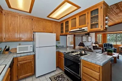 1019 Fawnskin, Fawnskin, CA 92333 - Photo 18