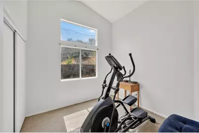 31009 Lausanne, Lake Elsinore, CA 92530 - Photo 14