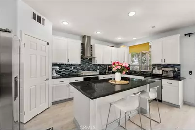 13607 Mayflower Street, Victorville, CA 92392 - Photo 4