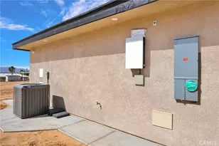 23771 Pala, Apple Valley, CA 92307 - Photo 10