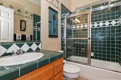 160 Birchwood, Lake Arrowhead, CA 92352 - Photo 32