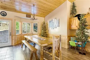 43628 Yosemite Dr, Big Bear Lake, CA 92315 - Photo 10