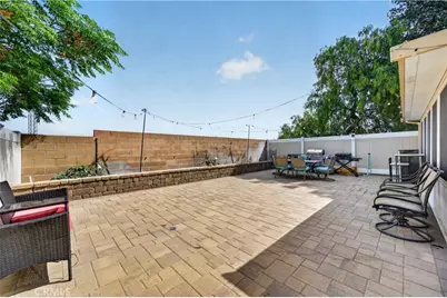 2820 Park Vista Drive, Rialto, CA 92376 - Photo 30