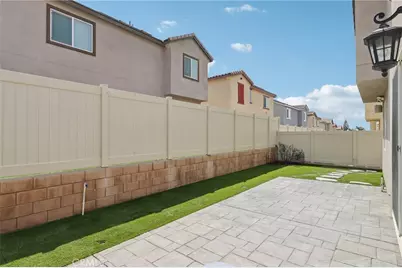 833 S Sumac Lane, Rialto, CA 92376 - Photo 36