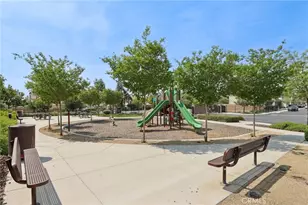 833 S Sumac Ln, Rialto, CA 92376 - Photo 40