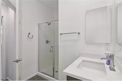 833 S Sumac Lane, Rialto, CA 92376 - Photo 6
