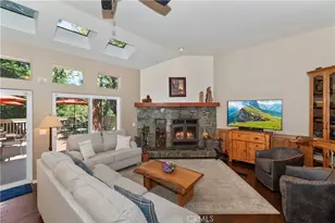 355 Cedar Ridge Dr, Lake Arrowhead, CA 92352 - Photo 14