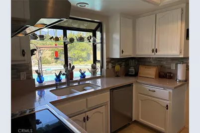 36064 Sharron Way, Yucaipa, CA 92399 - Photo 8