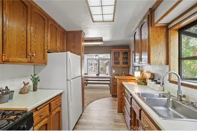 39169 Robin, Big Bear Lake, CA 92315 - Photo 18