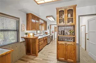 39169 Robin, Big Bear Lake, CA 92315 - Photo 16
