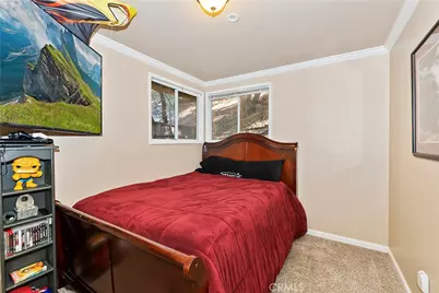 24288 Zurich Drive, Crestline, CA 92325 - Photo 10