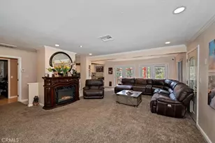 24288 Zurich Dr, Crestline, CA 92325 - Photo 4