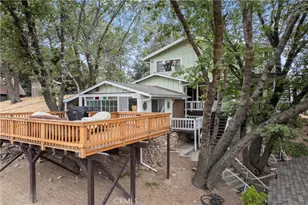 633 Arth Dr, Crestline, CA 92325 - Photo 2