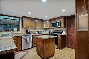 31353 Lightfoot Way, Running Springs, CA 92382 - Photo 8