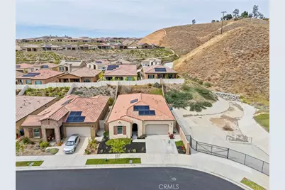 11976 Discovery Ct, Corona, CA 92883 - Photo 48