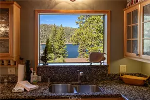 752 Cove Dr, Big Bear Lake, CA 92315 - Photo 2