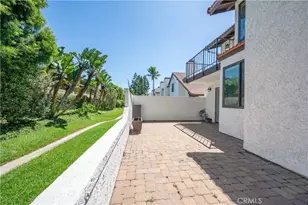 2782 Longwood Ct, Costa Mesa, CA 92626 - Photo 14
