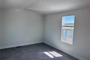 17455 Marygold Ave, Bloomington, CA 92316 - Photo 10