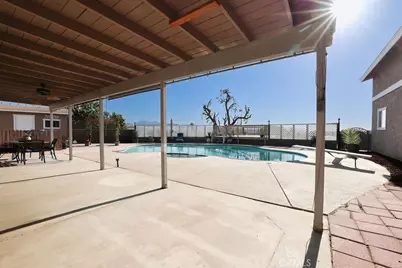 16465 Holcomb Way, Riverside, CA 92504 - Photo 32