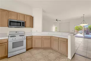 68699 Pasada, Cathedral City, CA 92234 - Photo 6